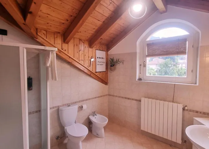 La Dolce - Attique Cosy Au Centre De סטרסה